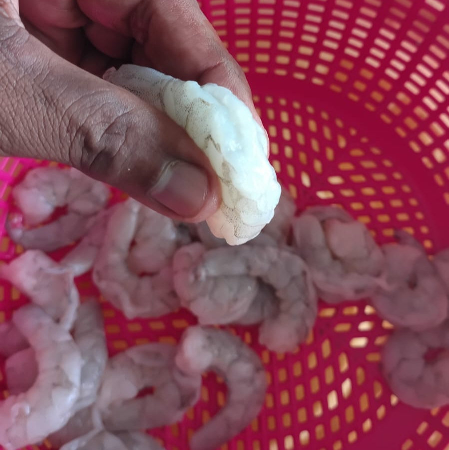 Frozen ready-to-cook prawn meat - 100% cleaned and packed